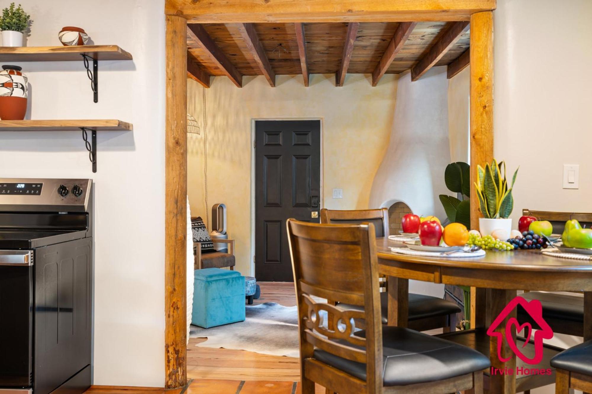 Holiday home Charming Adobe Revival- An Irvie Santa Fe